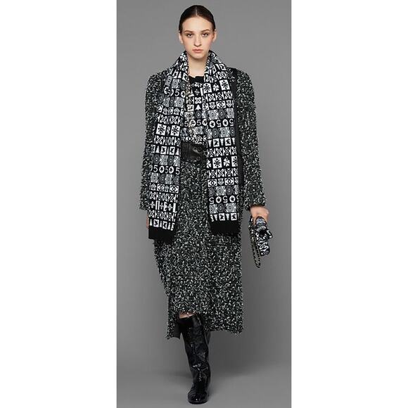 Chanel 19B Coco Neige Ski Black White CC Long Sleeve Cashmere Jumper Sweater 38 - Picture 5 of 16